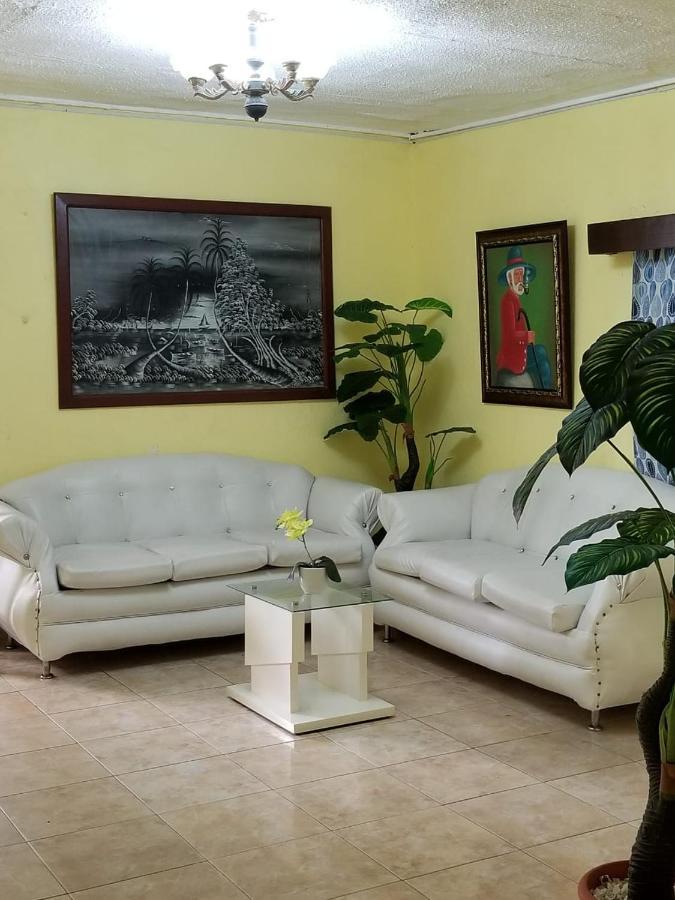 Hotel Victoriano Puerto Plata Buitenkant foto